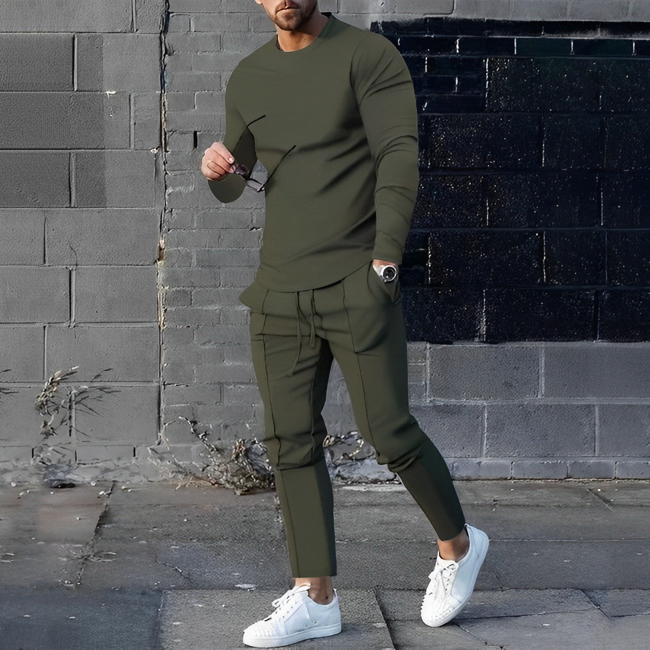AVAN | Pullover und Hose für Männer
